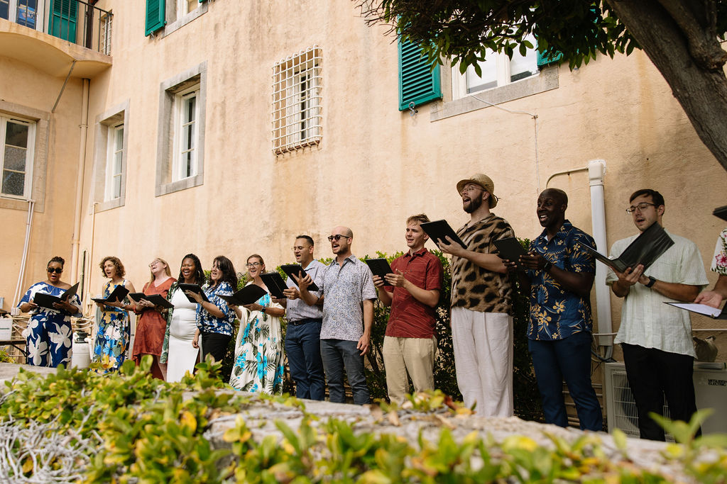 Modern-O’ahu-Hawai’i-Wedding-by-Claire-Hadler37