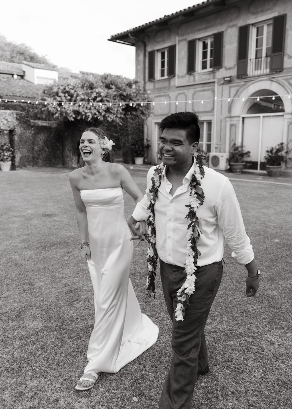 Modern-O’ahu-Hawai’i-Wedding-by-Claire-Hadler59
