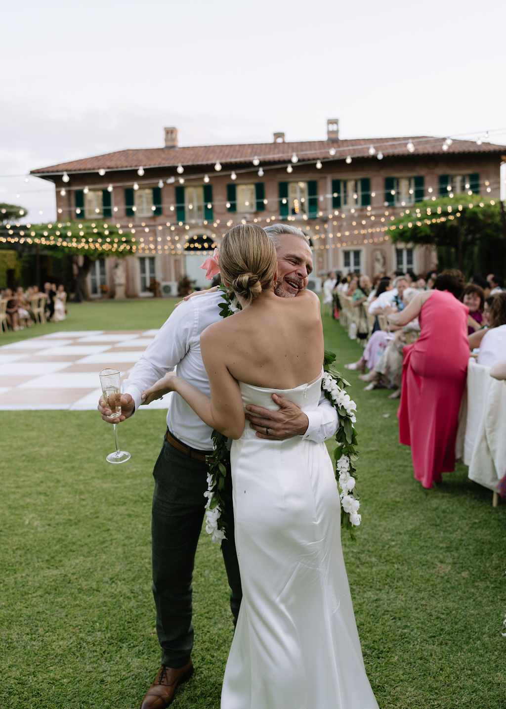 Modern-O’ahu-Hawai’i-Wedding-by-Claire-Hadler64